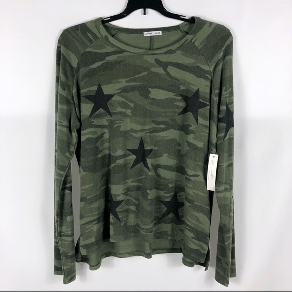 Sweet Romeo Tops | Sweet Romeo Green Camo Black Star Print Long Sleeve Top Soft | Color: Black/Green | Size: 1x | Colorwheeler's Closet